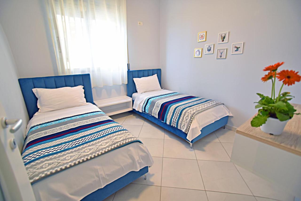 Sunrise Suites Vlorë Extérieur photo
