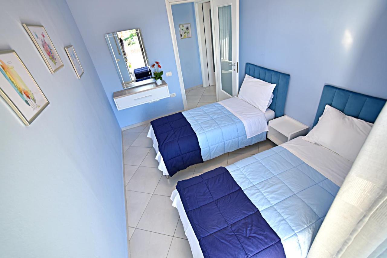Sunrise Suites Vlorë Extérieur photo
