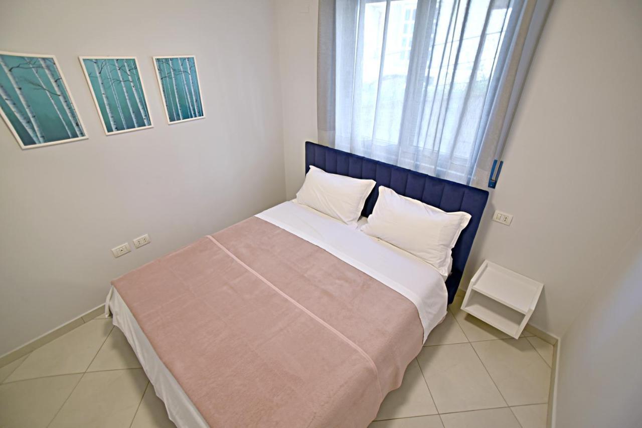 Sunrise Suites Vlorë Extérieur photo