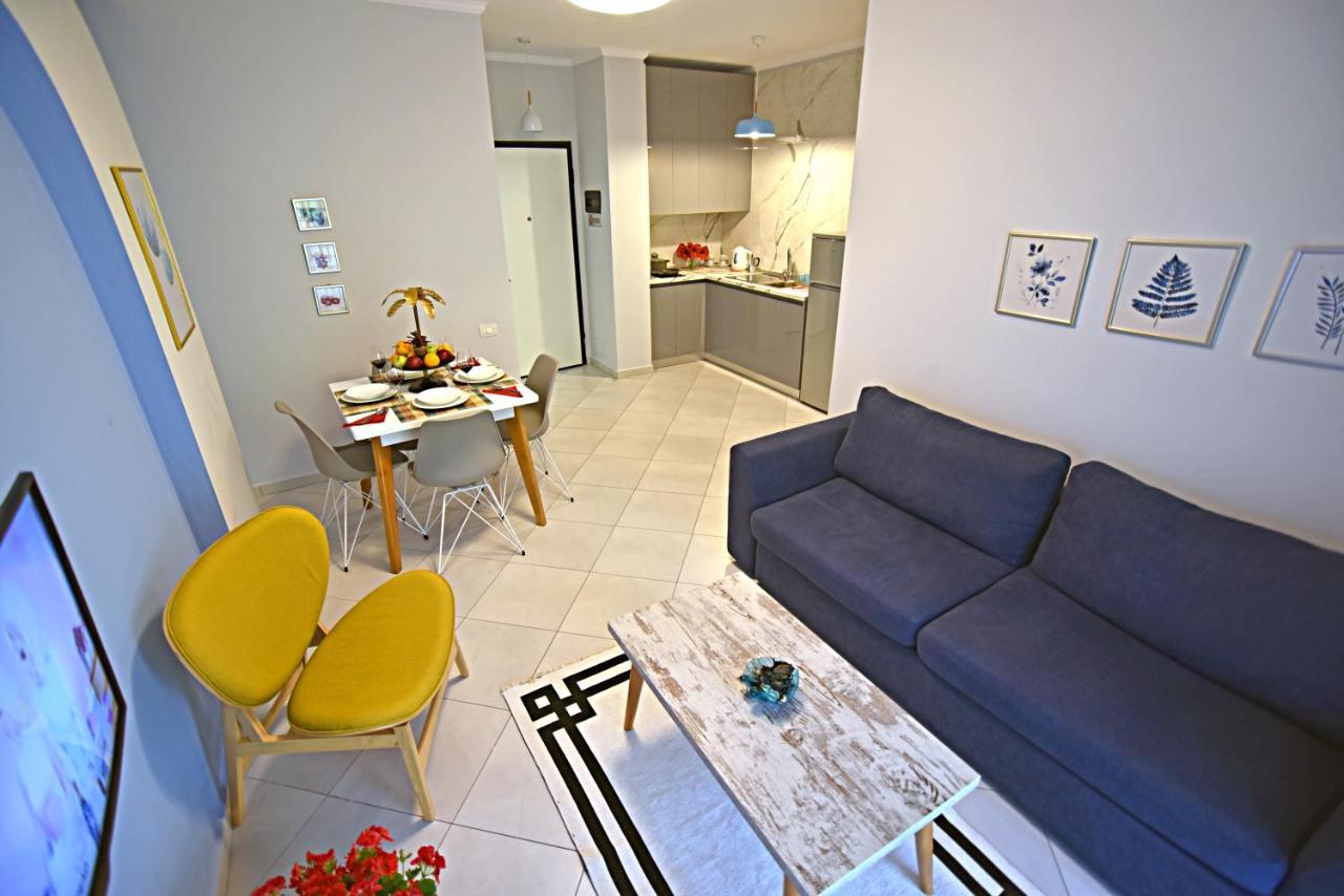 Sunrise Suites Vlorë Extérieur photo