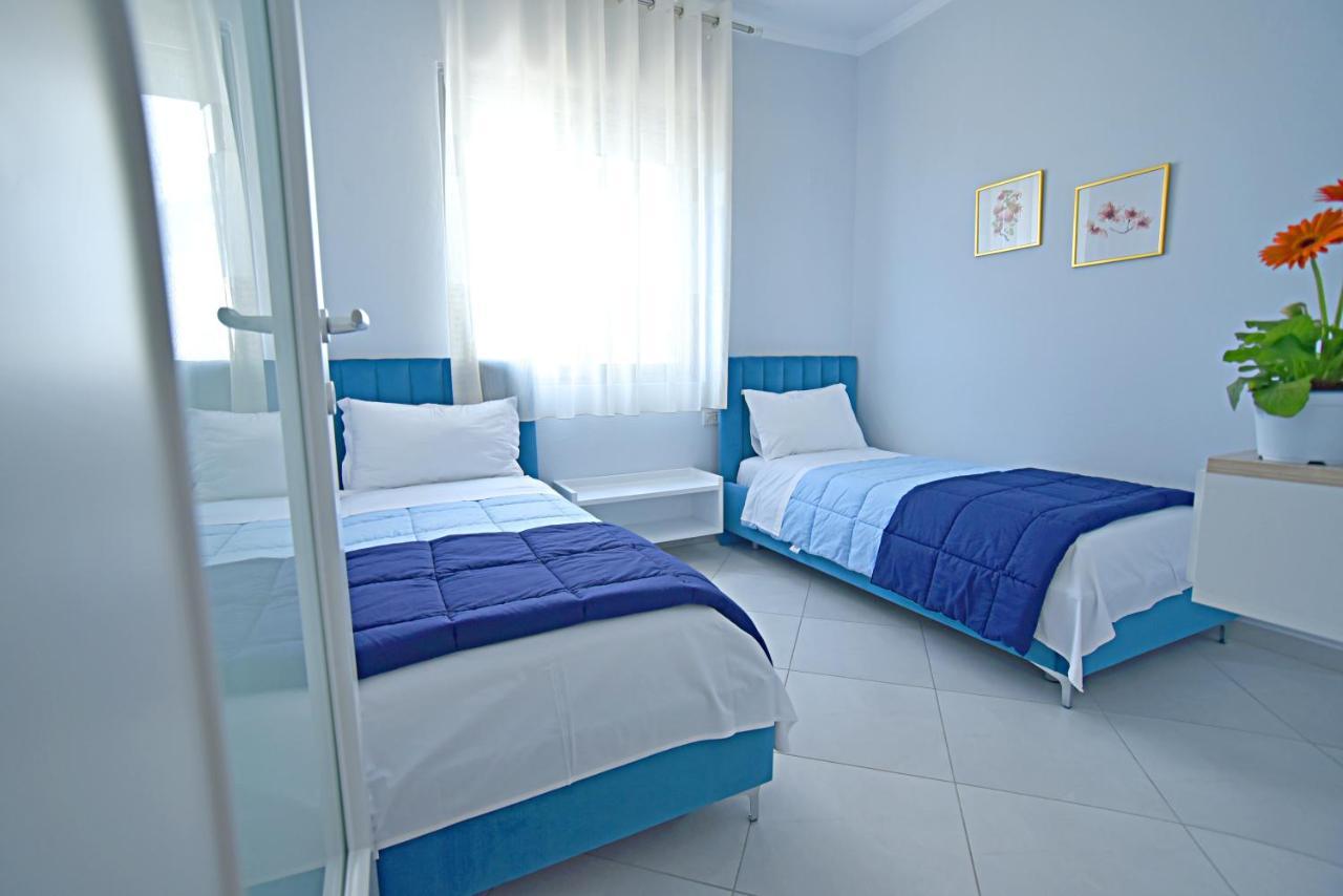 Sunrise Suites Vlorë Extérieur photo